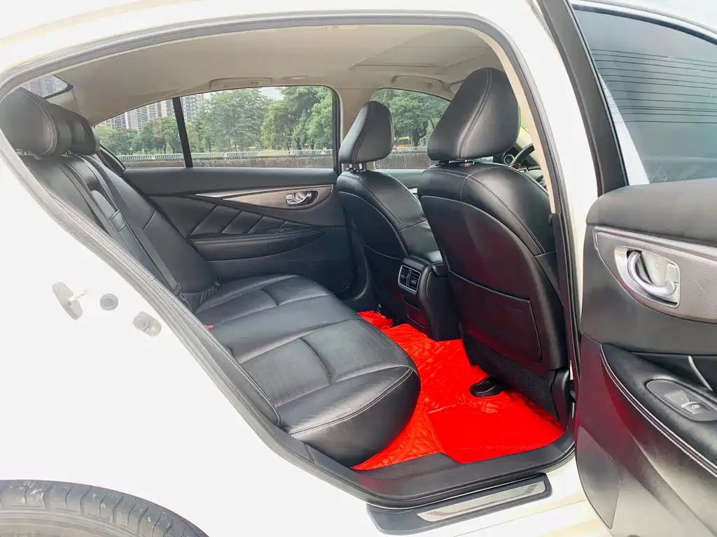 Infiniti Q50L — миниатюра 9