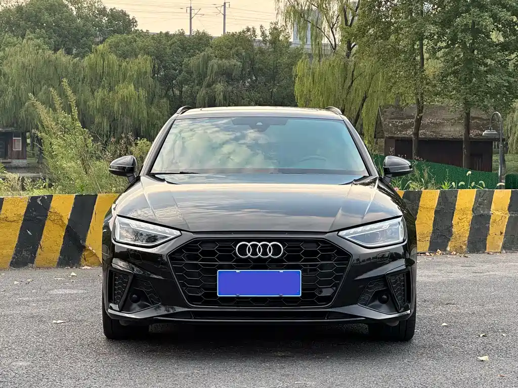 Audi A4 (Import) — миниатюра 2