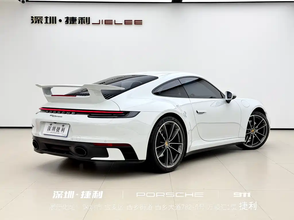 Porsche 911 2023 Carrera 3.0T