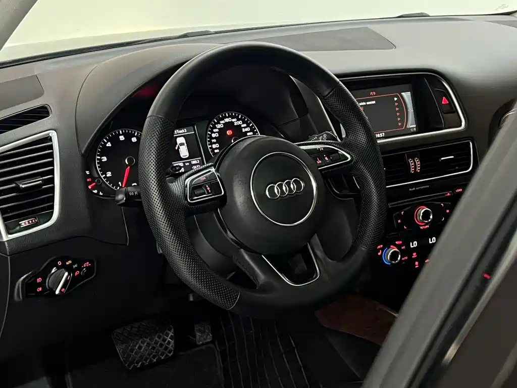 Audi Q5 — миниатюра 12