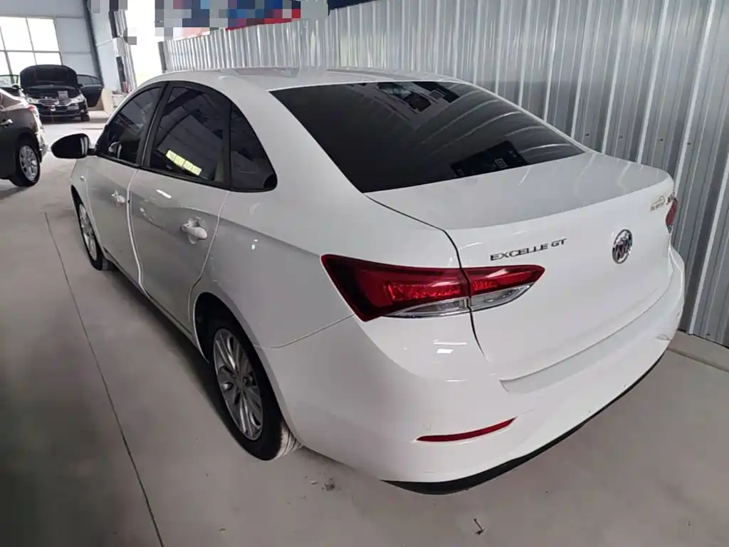 Buick Excelle — миниатюра 5