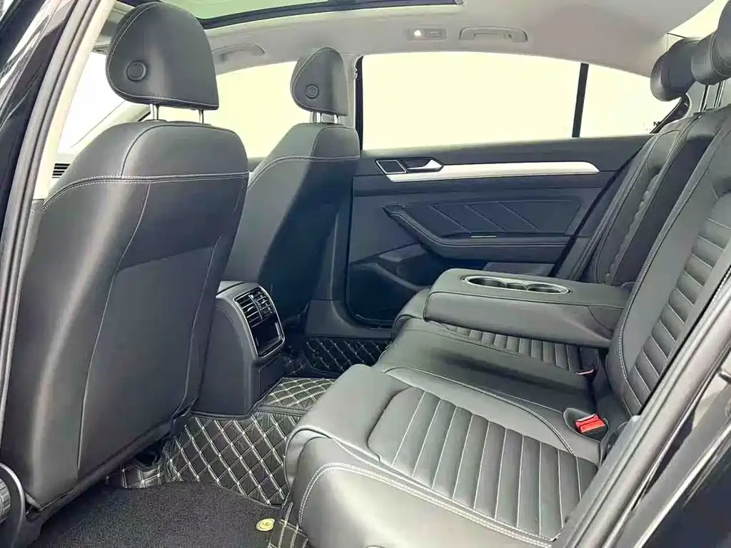 Volkswagen Magotan — миниатюра 5
