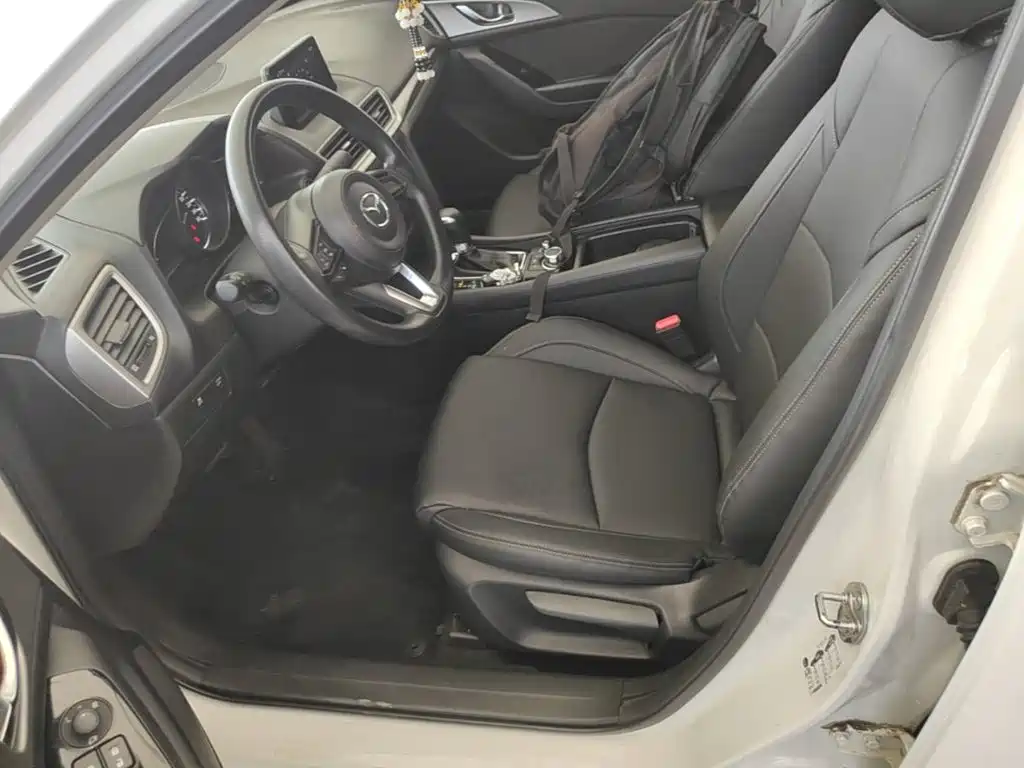 Mazda 3 Axela — миниатюра 15