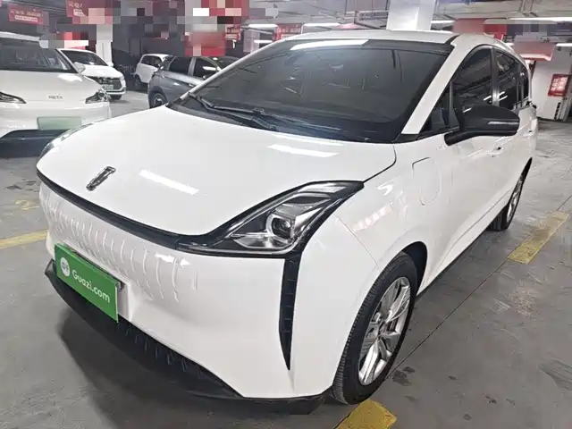 2025 Bestune NAT