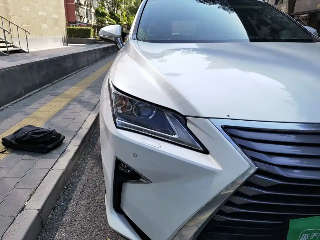 Lexus RX — миниатюра 7