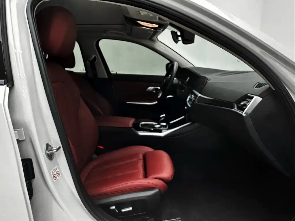 BMW 3 Series — миниатюра 21