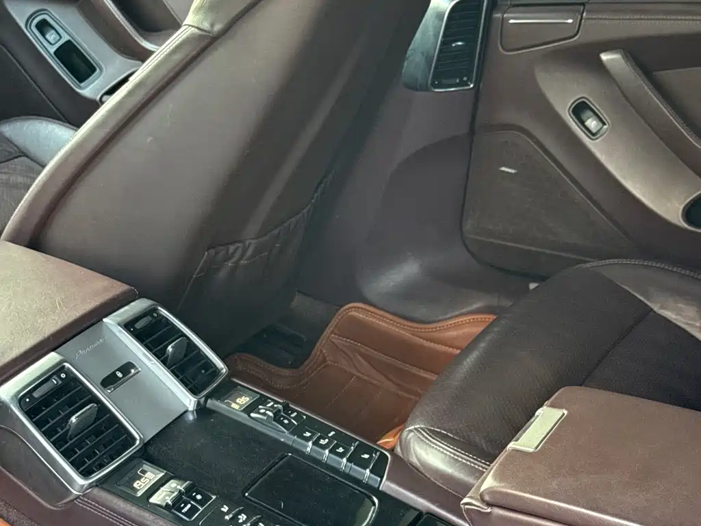 Porsche Panamera — миниатюра 31
