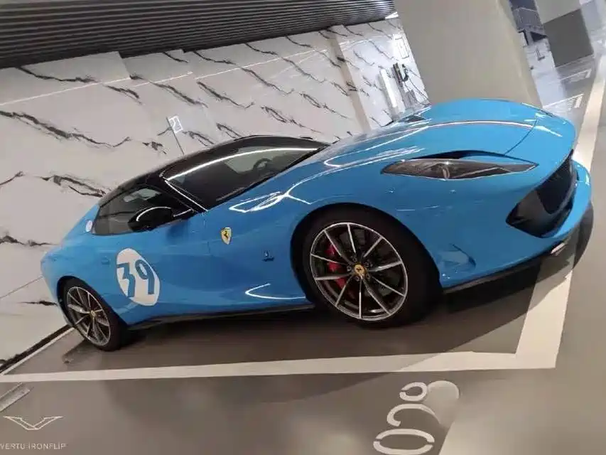 Ferrari 812 2023