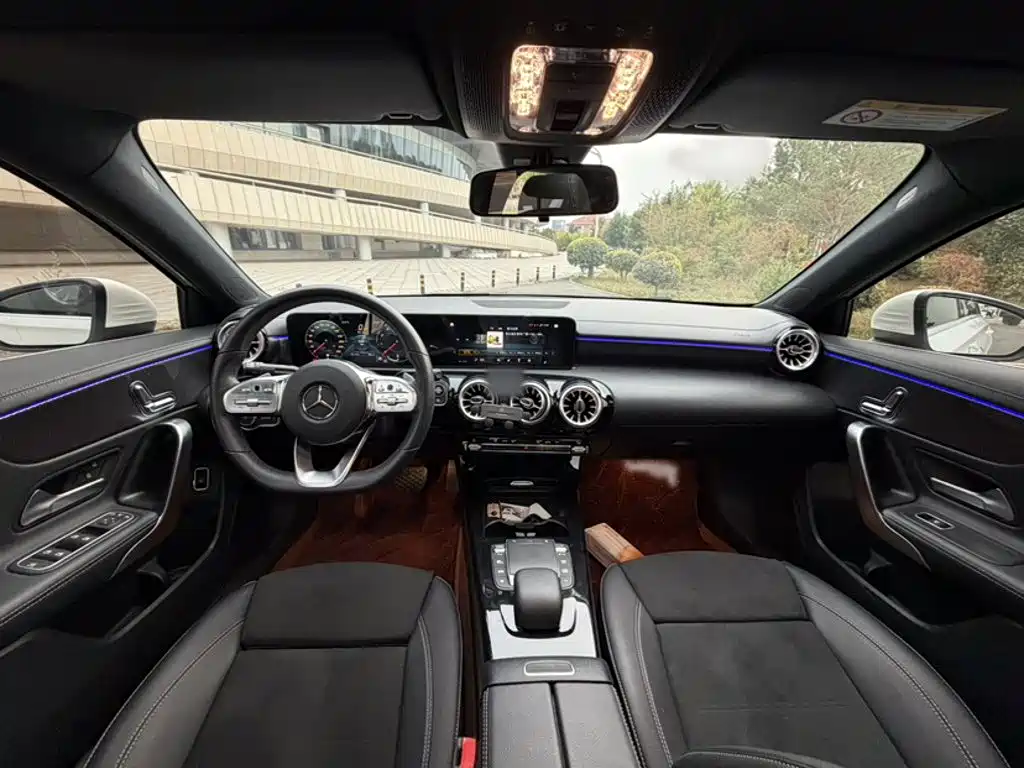 Mercedes-Benz A-Class — миниатюра 8