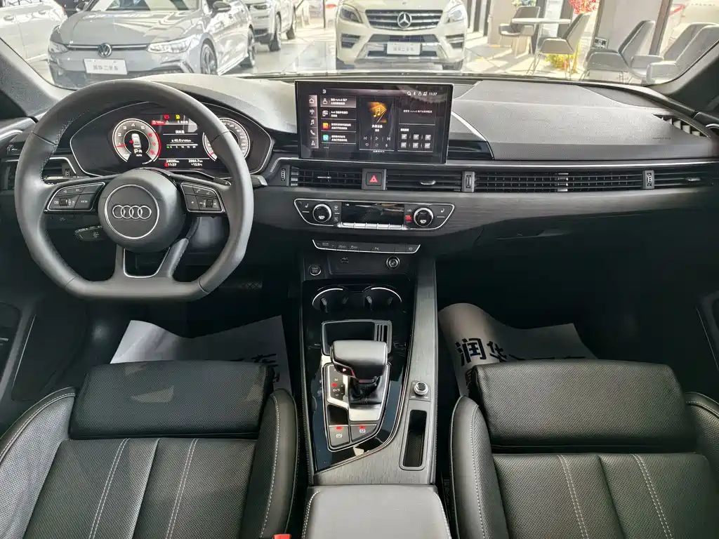AUDI A4L