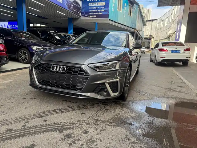 AUDI  A4L 2022