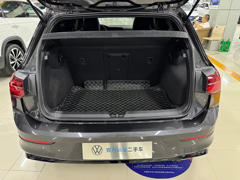 Volkswagen Golf 2023 280TSI DSG R-Line Lite