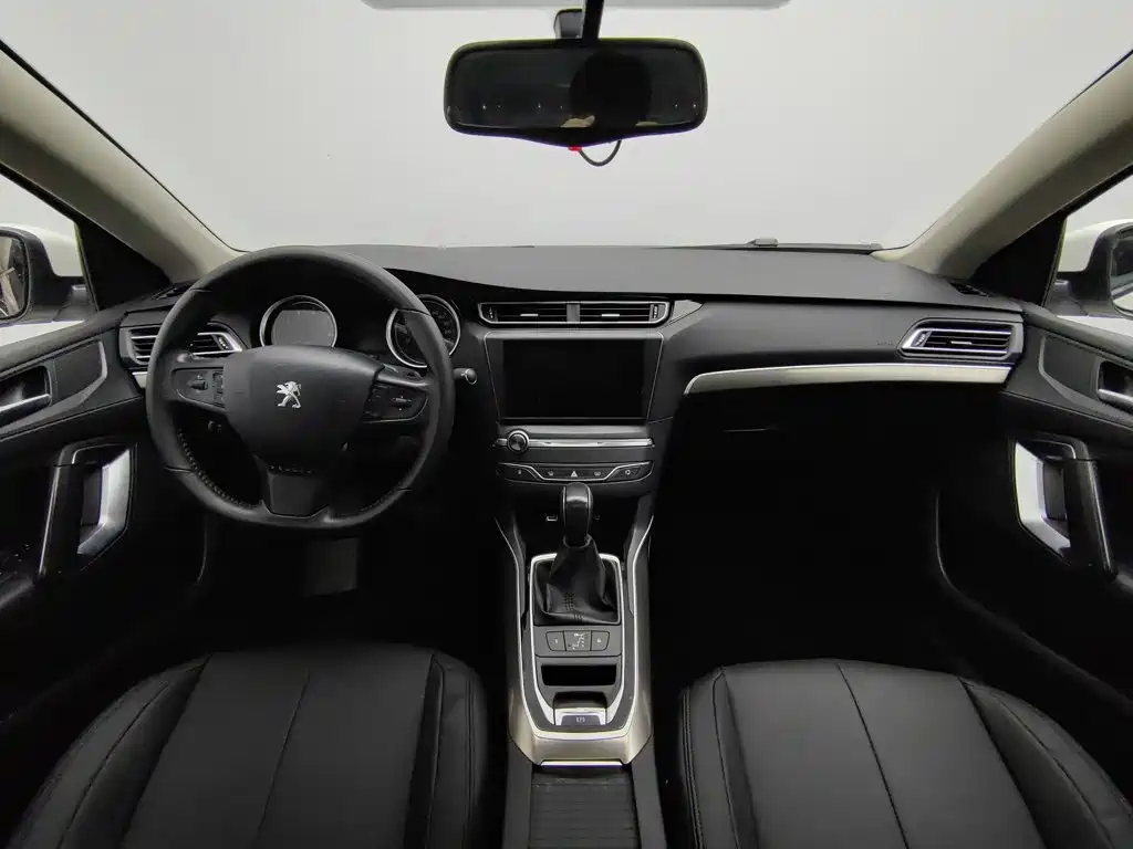 Peugeot 408 — миниатюра 5