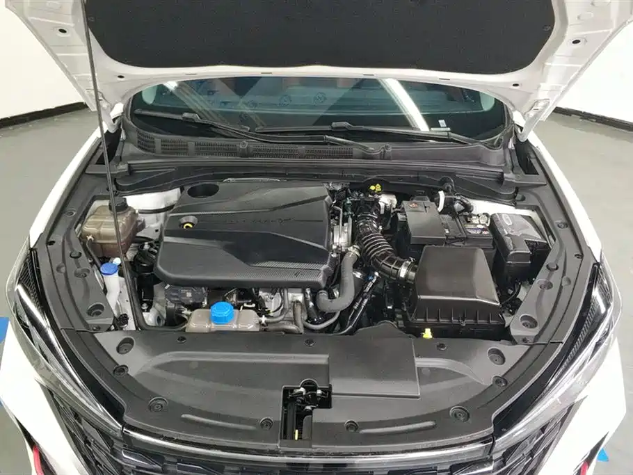 Changan Eado 2023 Enjoy PLUS NE 1.4T GDI DCT Luxury