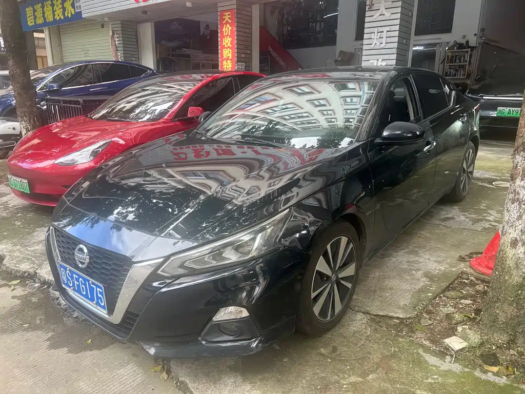 Nissan Teana
