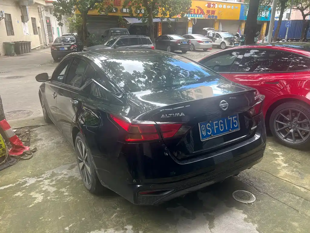 Nissan Teana — миниатюра 7