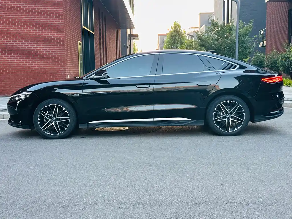 BYD Han — миниатюра 8