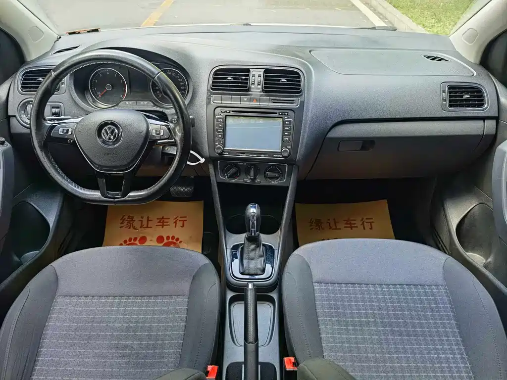 Volkswagen Polo — миниатюра 8