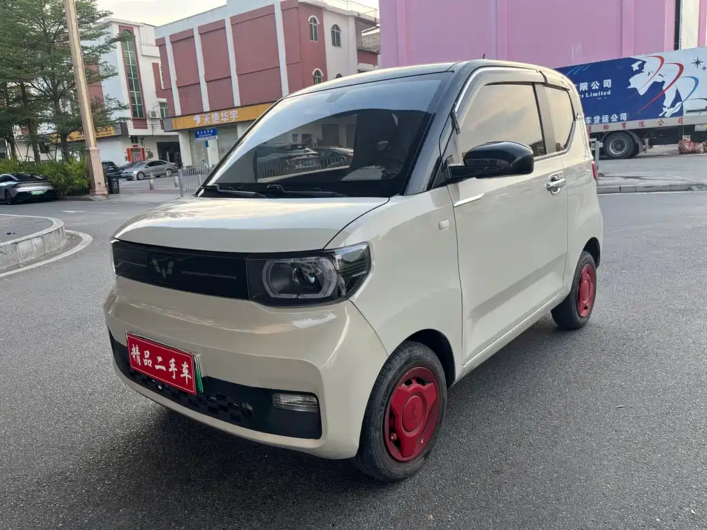 Wuling MINIEV