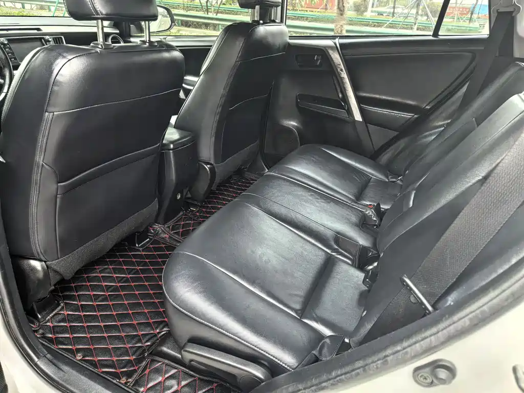 TOYOTA RAV4 RONGFANG