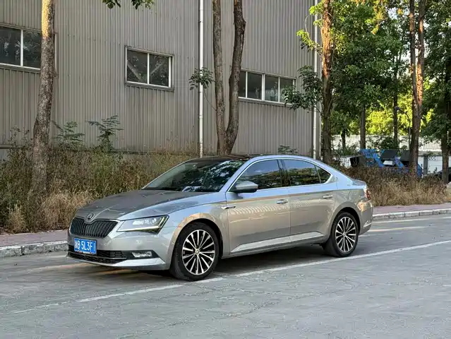 Skoda Superb