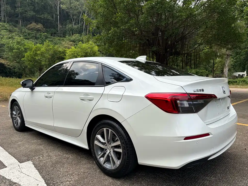 Honda Civic — миниатюра 7