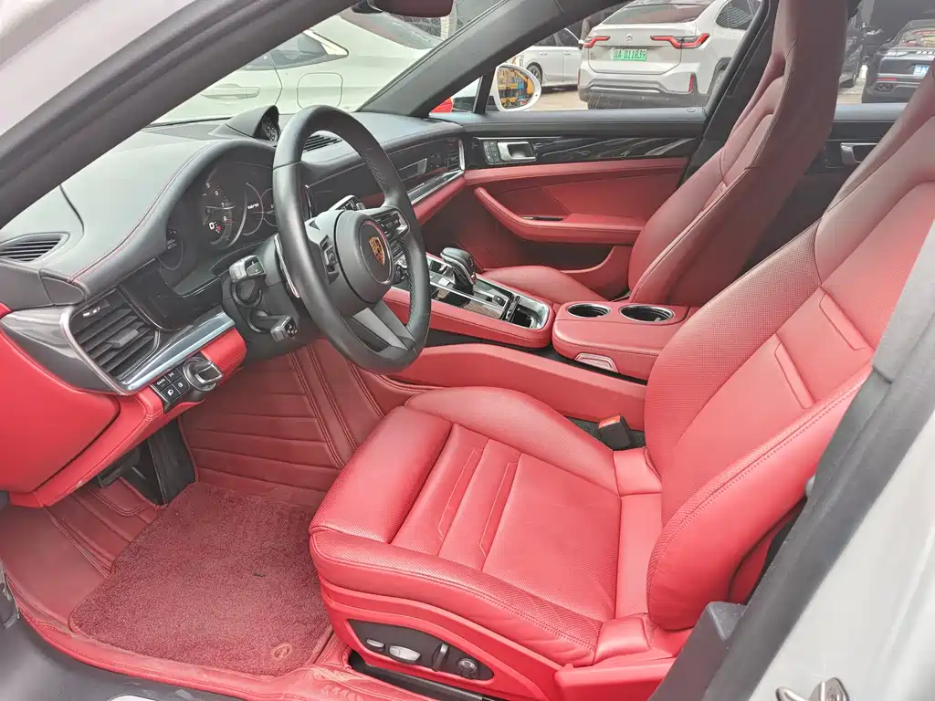 Porsche Panamera — миниатюра 2