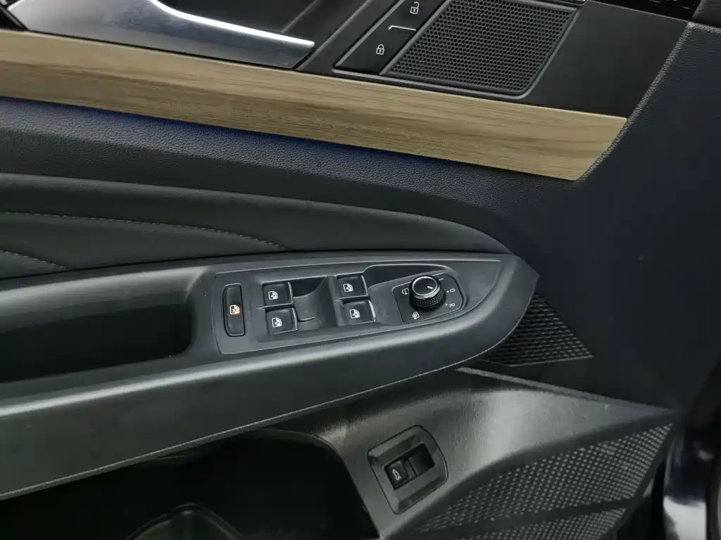 Volkswagen Passat — миниатюра 9