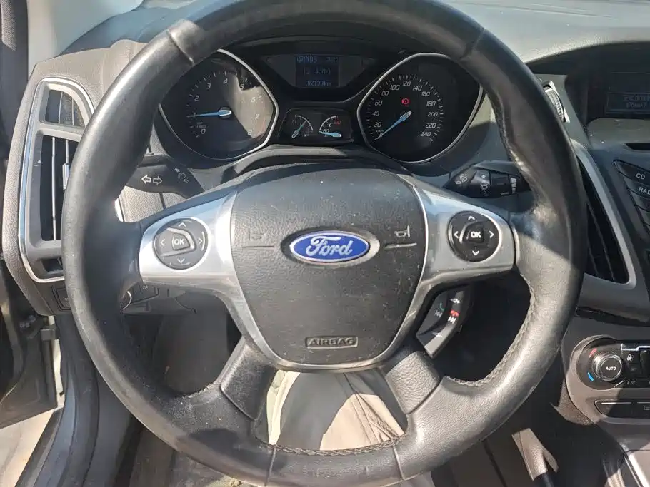 Ford Focus — миниатюра 15