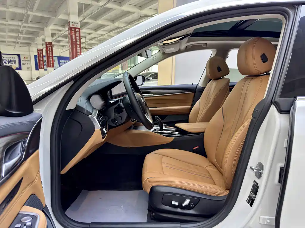 BMW 6 Series GT — миниатюра 3