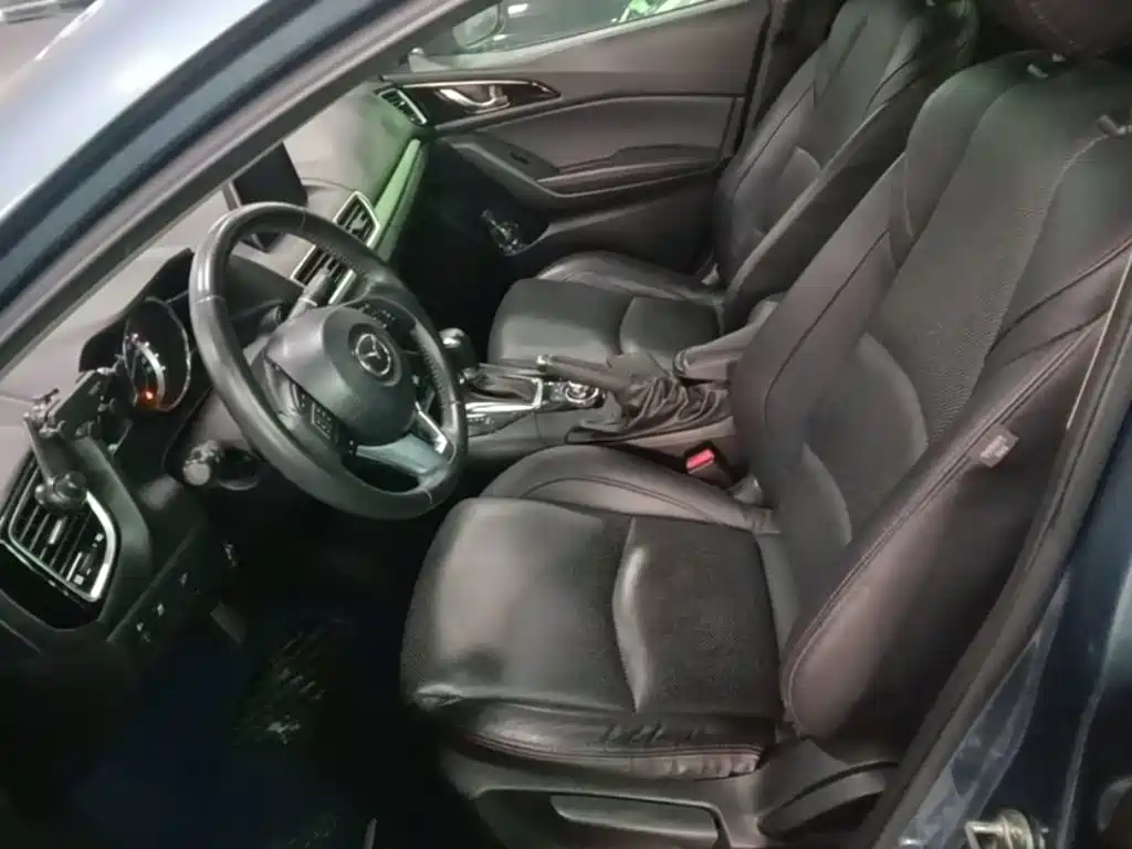 Mazda 3 Axela — миниатюра 15