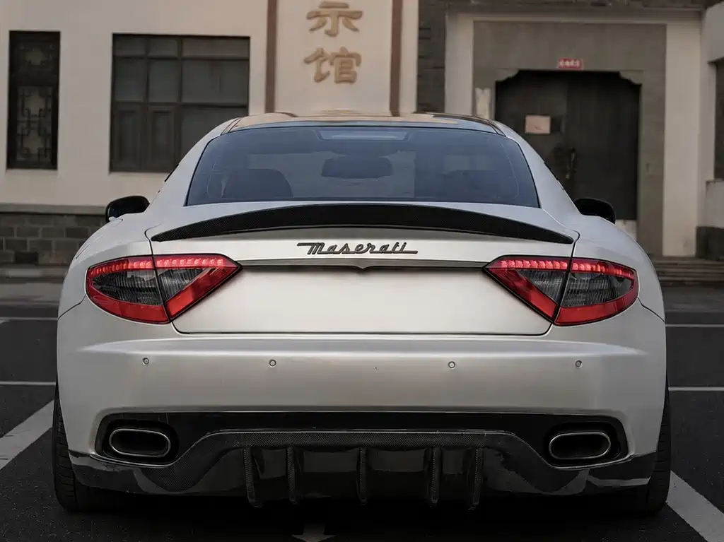 Maserati GranTurismo — миниатюра 5