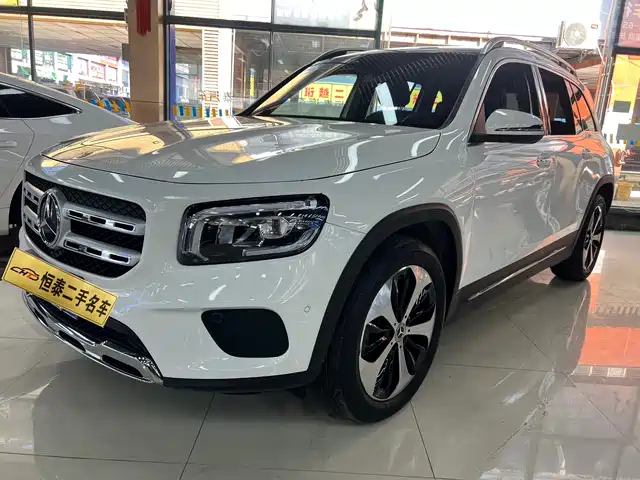 MERCEDES-BENZ GLB