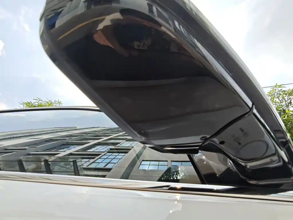 GEELY AUTOMOBILE XINGRUI