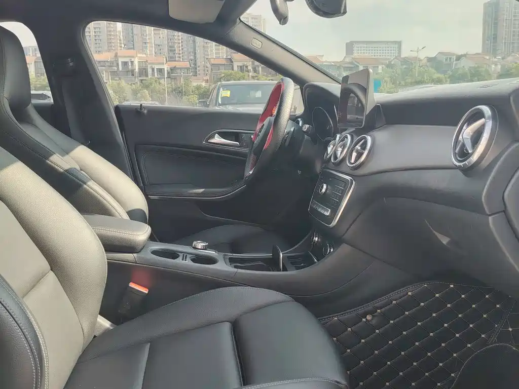 Mercedes-Benz CLA (Import) — миниатюра 5