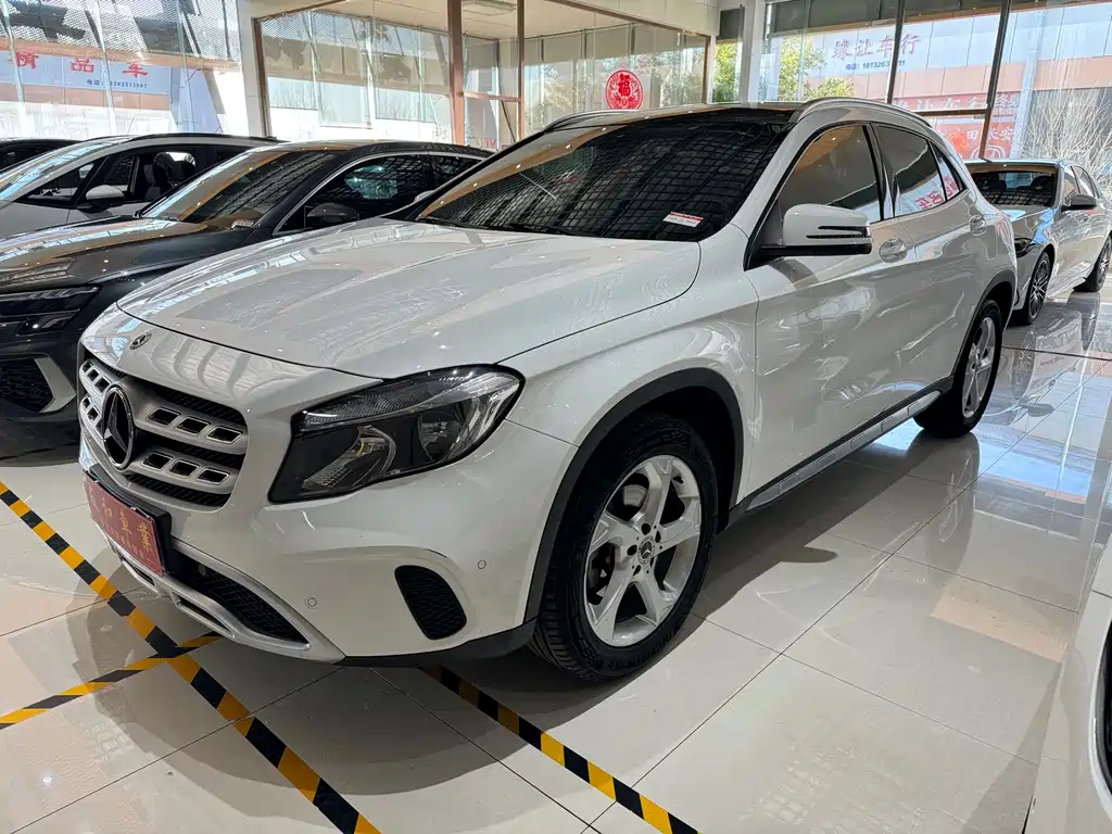 Mercedes-Benz GLA 2019