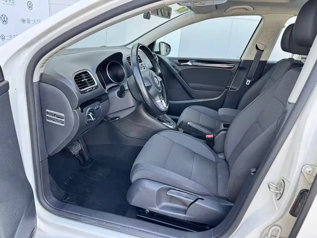 Volkswagen Golf — миниатюра 5