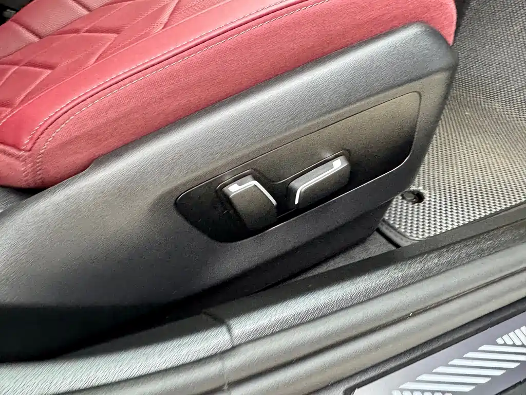 BMW 5 Series — миниатюра 16