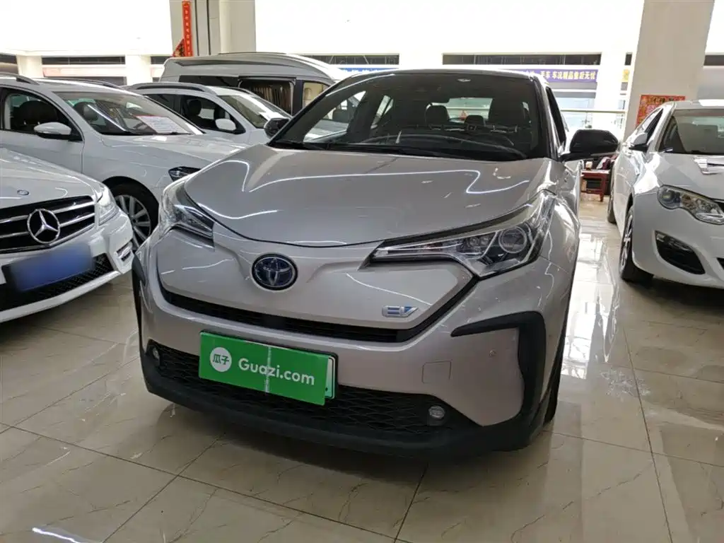 Toyota C-HR EV 2021