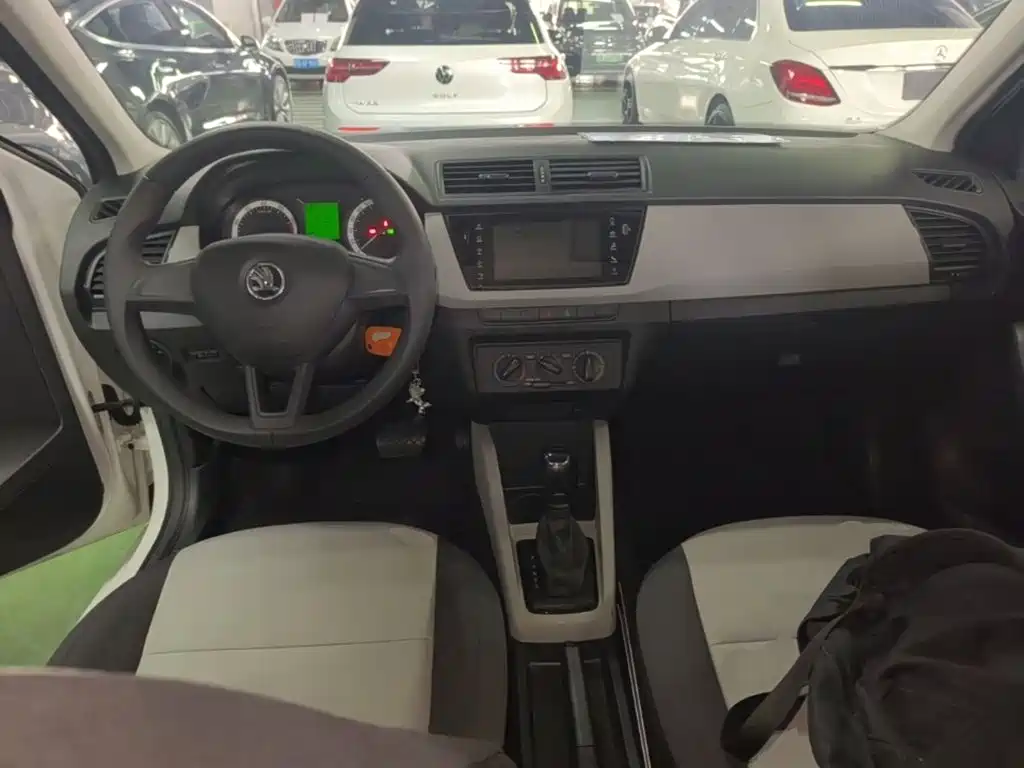 Skoda Fabia — миниатюра 10