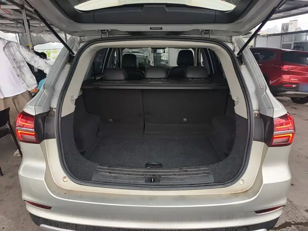 Roewe RX5 — миниатюра 19