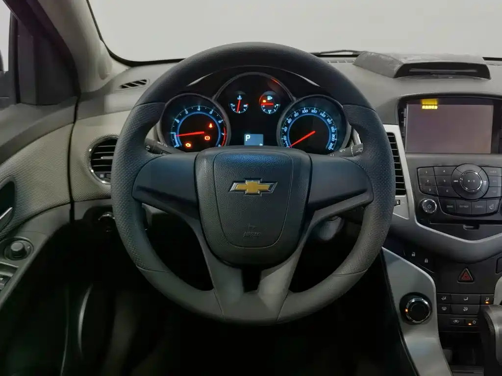 Chevrolet Cruze — миниатюра 11