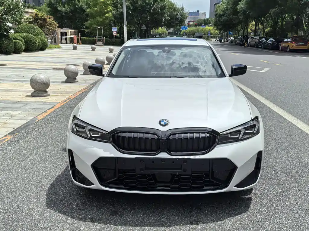 BMW 3 Series 3 2026 330Li M Sport