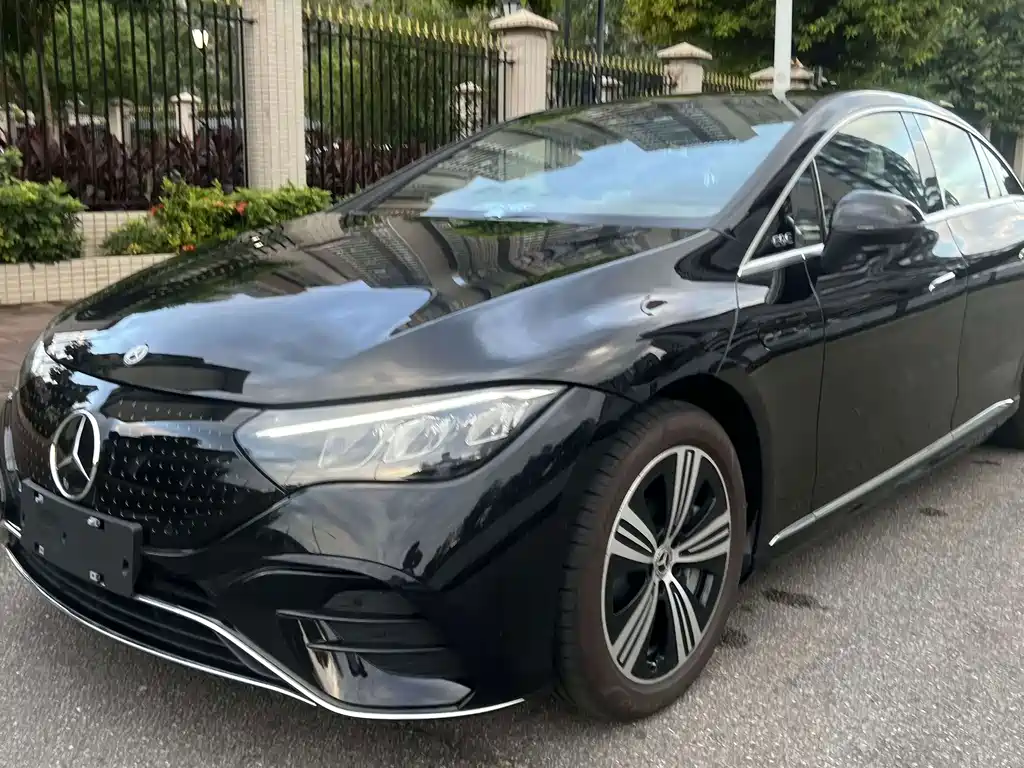 Mercedes-Benz EQE