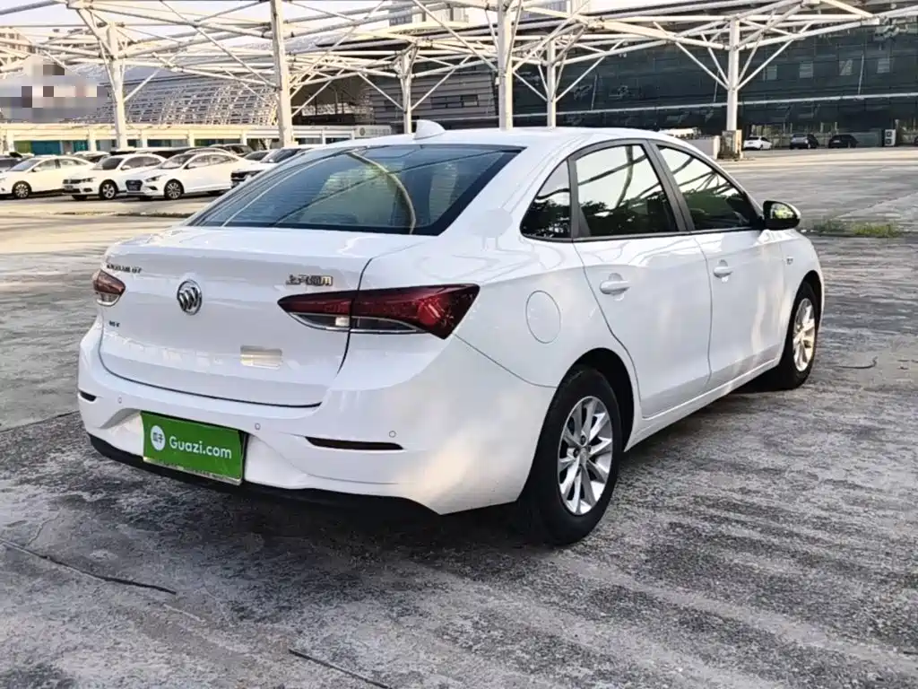 Buick Excelle — миниатюра 7