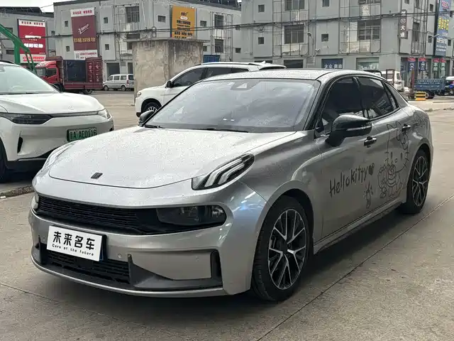 2022 Lynk & Co 03