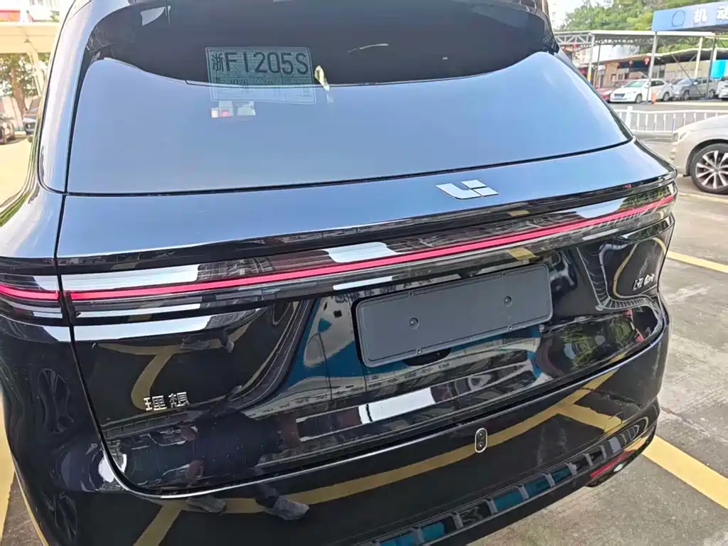 Li Auto Li L8 — миниатюра 5