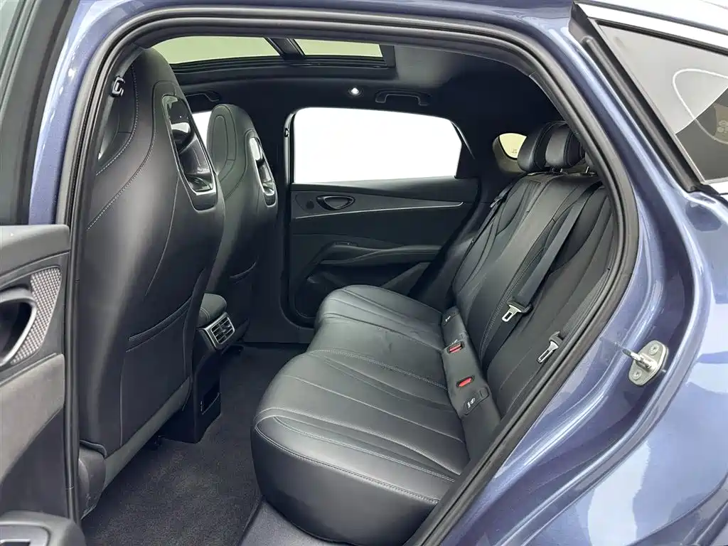 BYD SEAL 06 NEW ENERGY