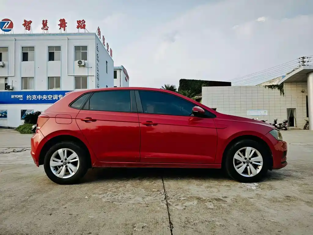 Volkswagen Polo — миниатюра 5