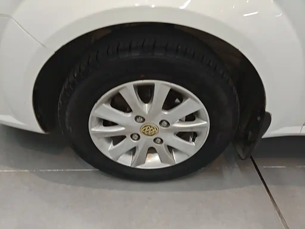 Buick Excelle — миниатюра 23